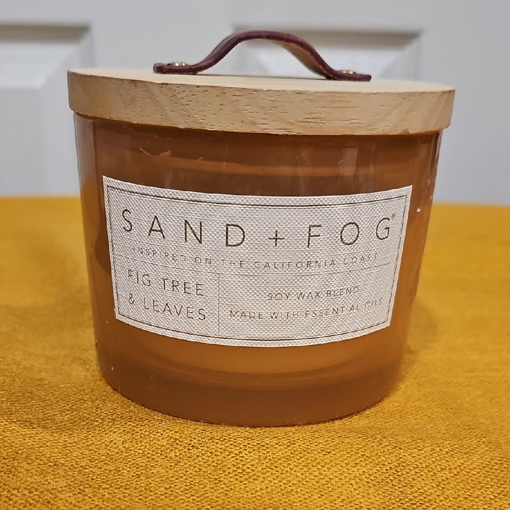 Sand + Fog Fig Tree & Leaves 2 Wick Scented Candle NWT